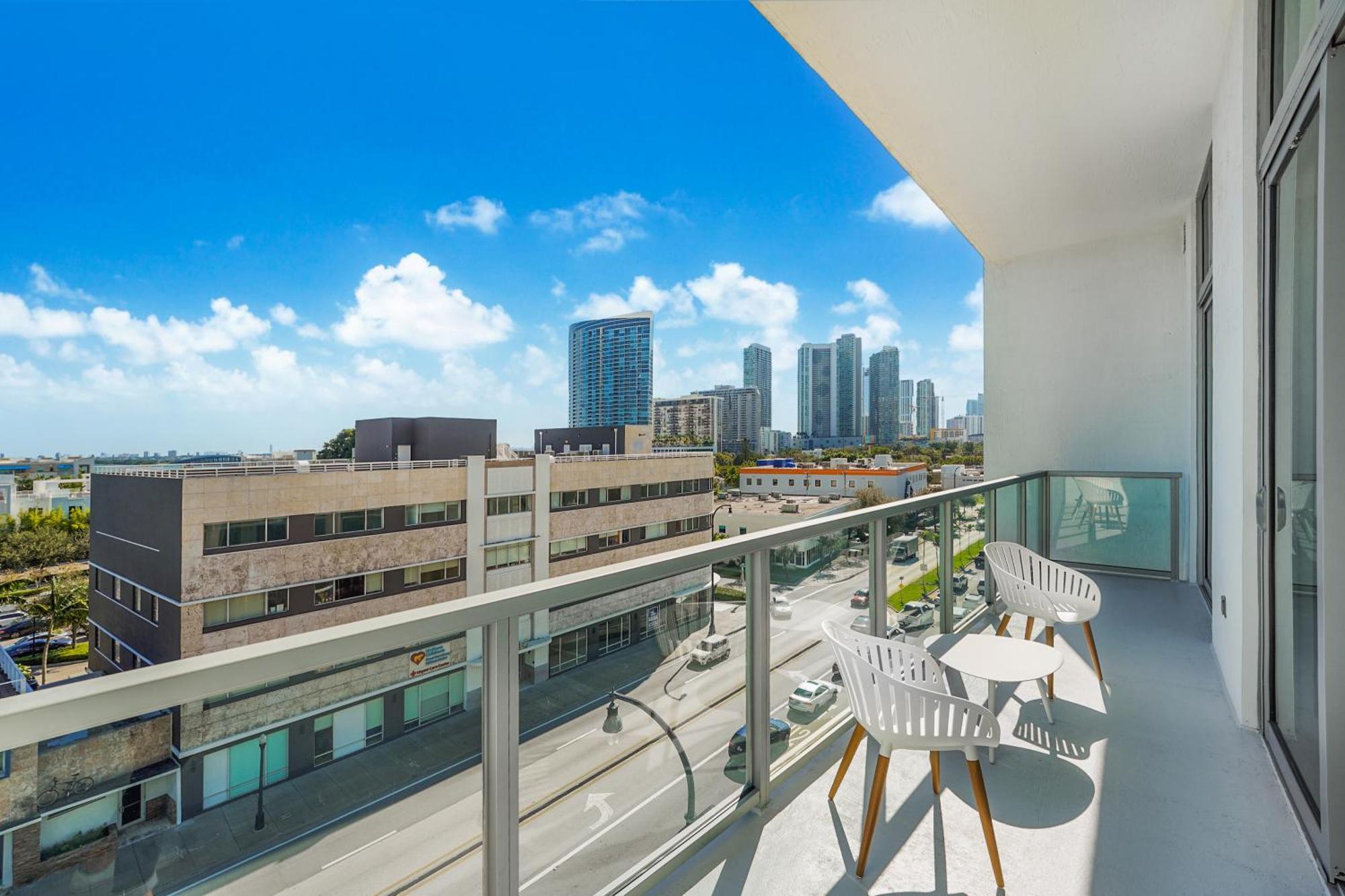 Quadro Residences By Ionica Маямі Екстер'єр фото